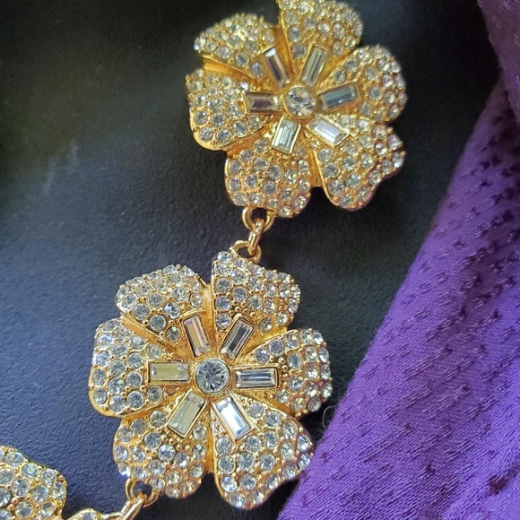 Fashion Jewelry Statement Necklace - Picture 3 of 8